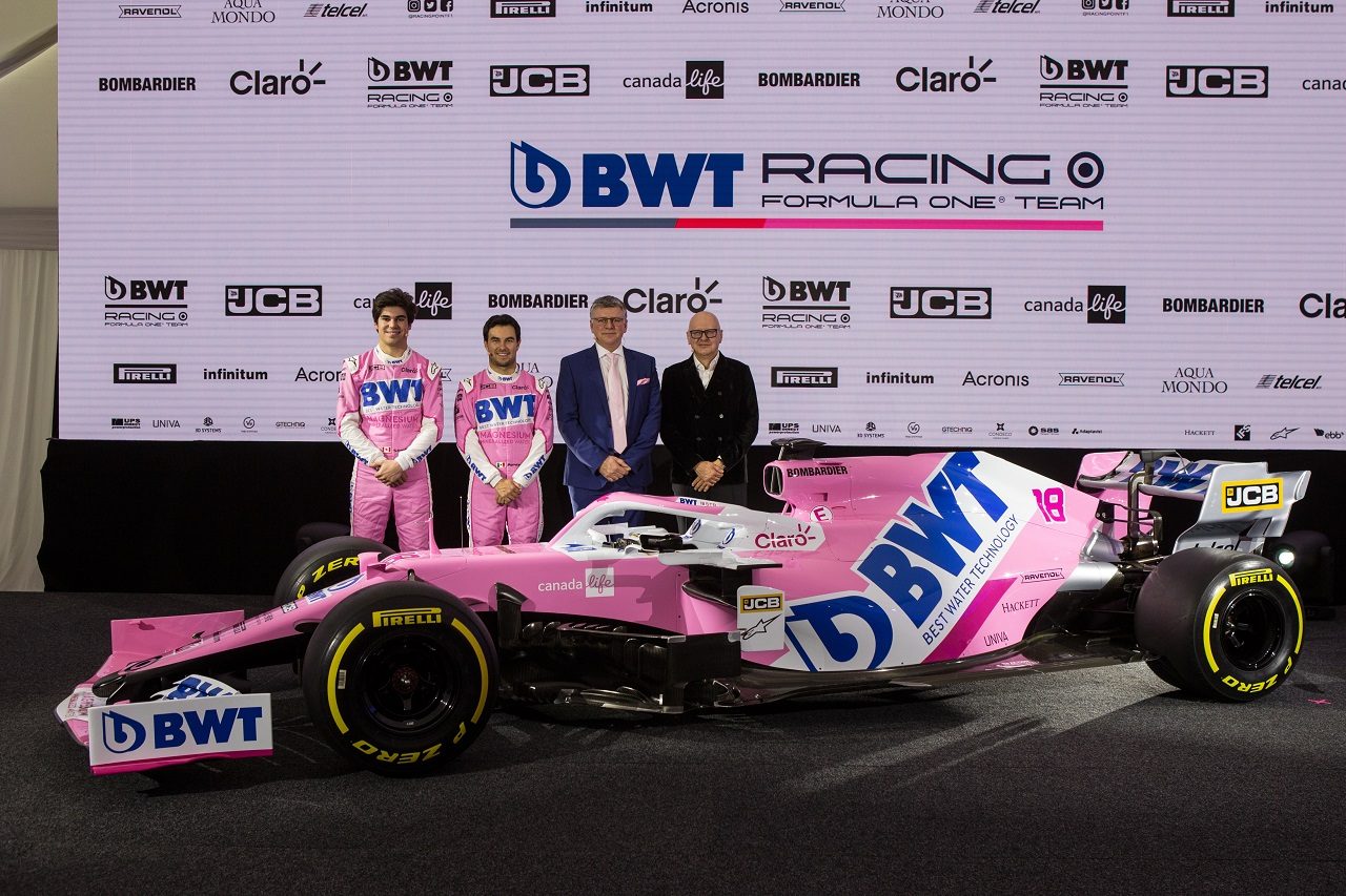 レーシングポイントF1チームが、2020年型マシン『RP20』のカラーリングを披露 BWTレーシングポイント、F1選手権4位浮上に自信も