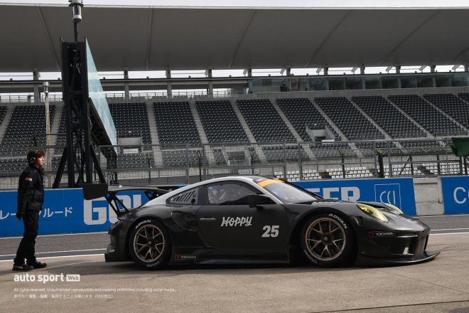 鈴鹿でのメーカーテストに参加したHOPPY Porsche