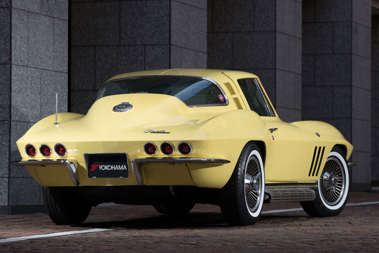 RADIAL 360 STEELを装着したシボレー・コルベットC2