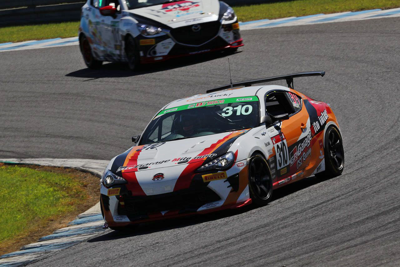 2019年シーズン、ピレリスーパー耐久シリーズのST-4クラスに初参戦したGR Garage 水戸インター GR86。第5戦もてぎでは、うれしい初優勝を飾った。