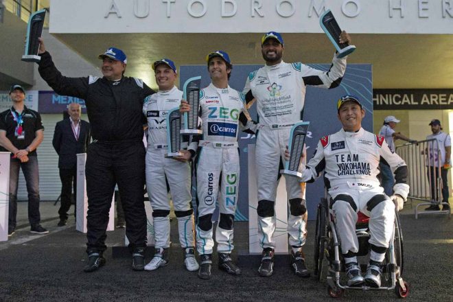 フォーミュラEのサポートレースであるジャガーIペースeトロフィで、日本人ならびに障害者ドライバー初の3位表彰台を獲得した青木拓磨