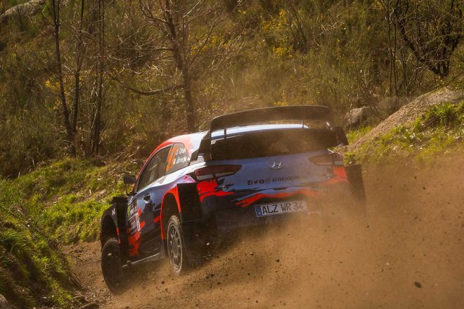 2020年のラリー・セラ・デ・ファフェに参戦したオット・タナク（ヒュンダイi20クーペWRC）