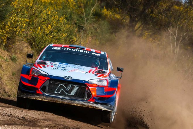 2020年のラリー・セラ・デ・ファフェに参戦したダニ・ソルド（ヒュンダイi20クーペWRC）