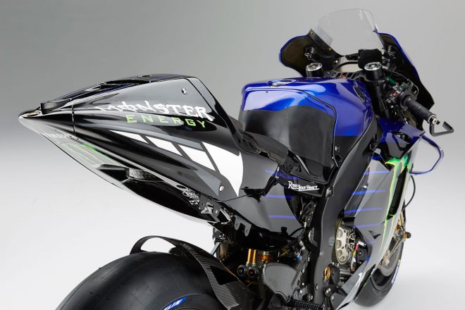 2019年型ヤマハYZR-M1のリヤカウル
