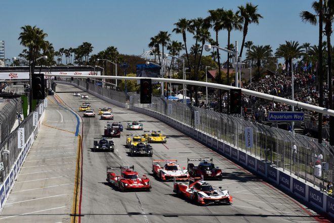 2019年IMSA第3戦ロングビーチのスタートシーン