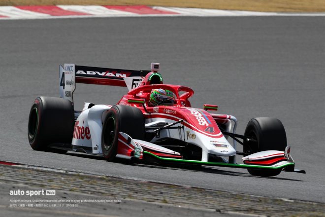 サッシャ・フェネストラズ（KONDO RACING）