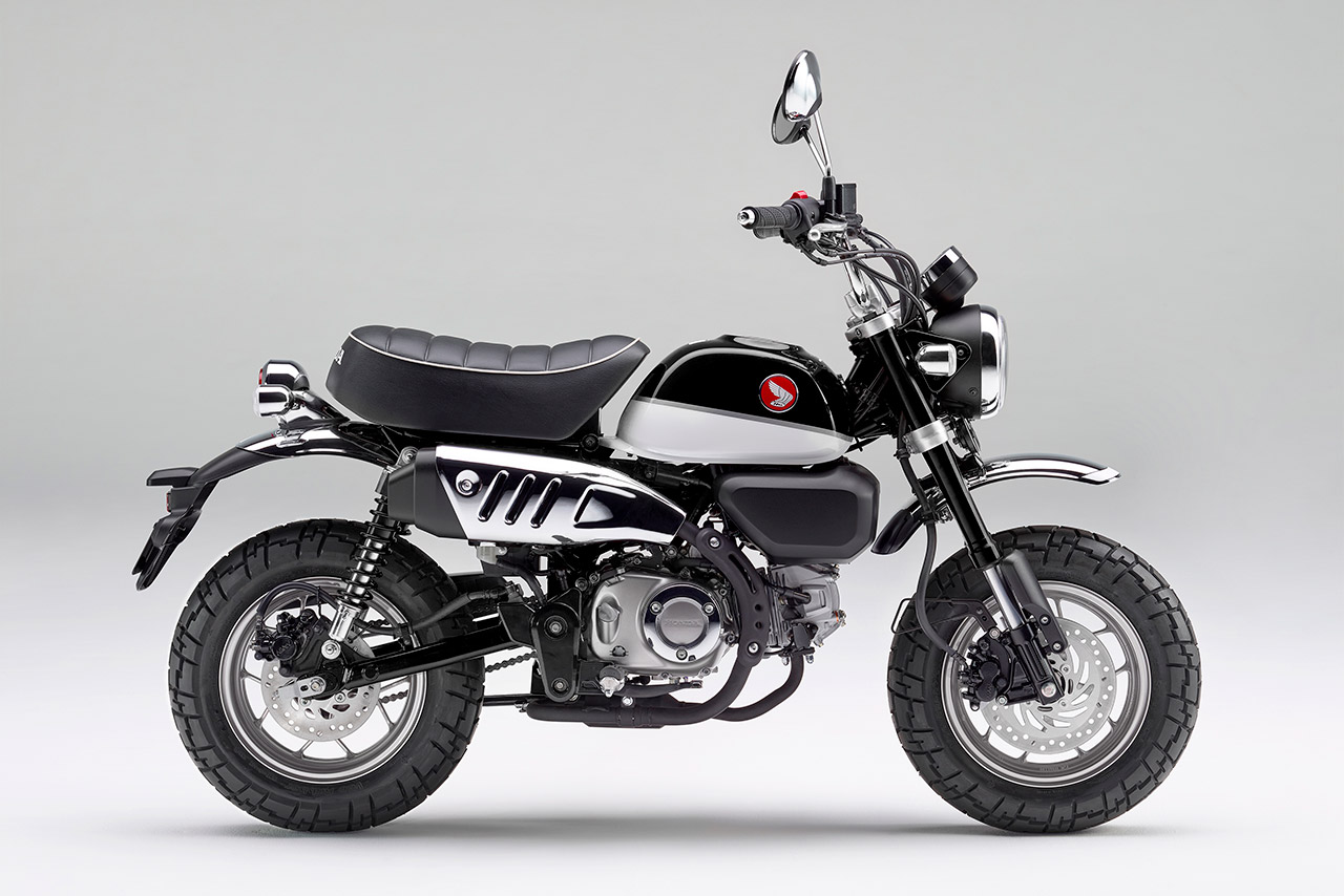ホンダ・モンキー125（パールシャイニングブラック）