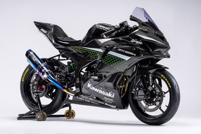 カワサキ・ニンジャZX-25R レースイメージ車両