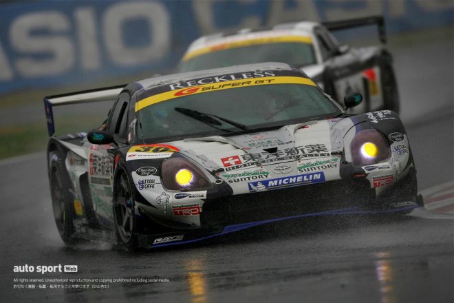 2005年に佐々木孝太／山野哲也がドライブしチャンピオンを獲得したRECKLESS MR-S