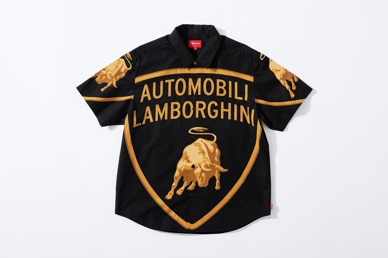 『カプセル・コレクション』のシャツ