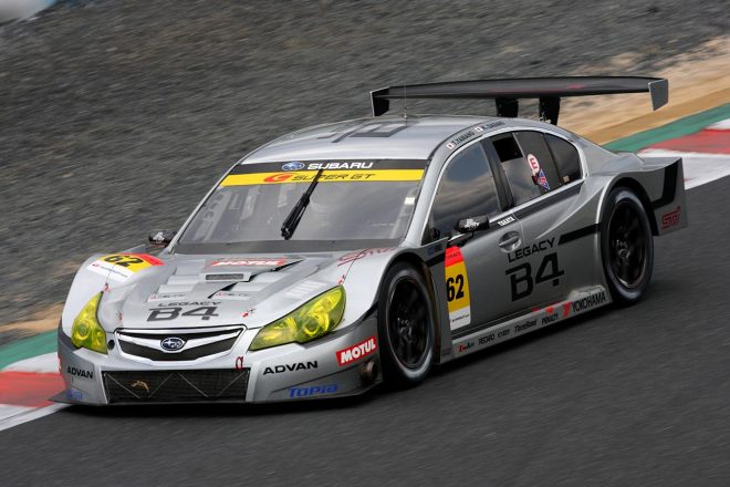 2010年スーパーGT岡山　R&D SPORT LEGACY B4