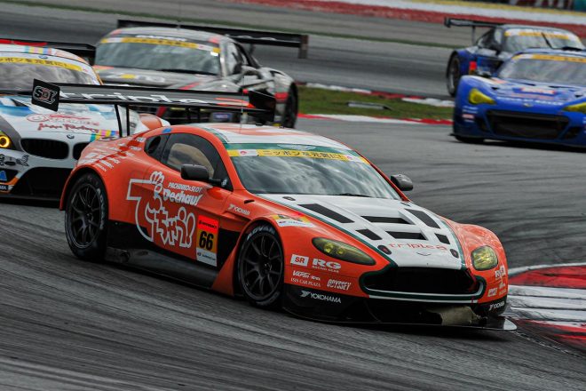 2012年までGT300の主役の一台として活躍したA speedのアストンマーティンV12バンテージGT3