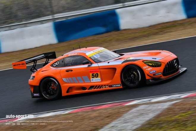 2020年はチームカラーのオレンジのカラーリングをまとうARNAGE AMG GT3