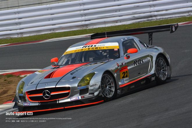2016年のアールキューズ SLS AMG GT3