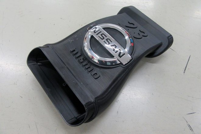 ニスモの3Dプリンタでは、ニッサンGT-RニスモGT500のクーリングダクト等も製作されている。