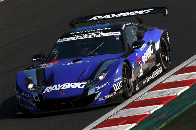 2013年のRAYBRIG HSV-010