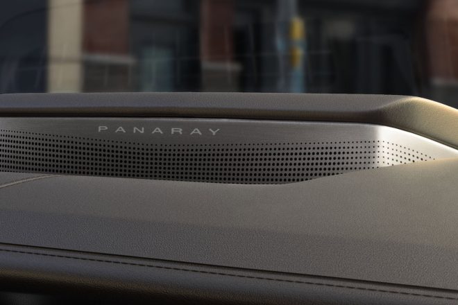 CT6に搭載されているプロ用オーディオブランド『パナレイ』