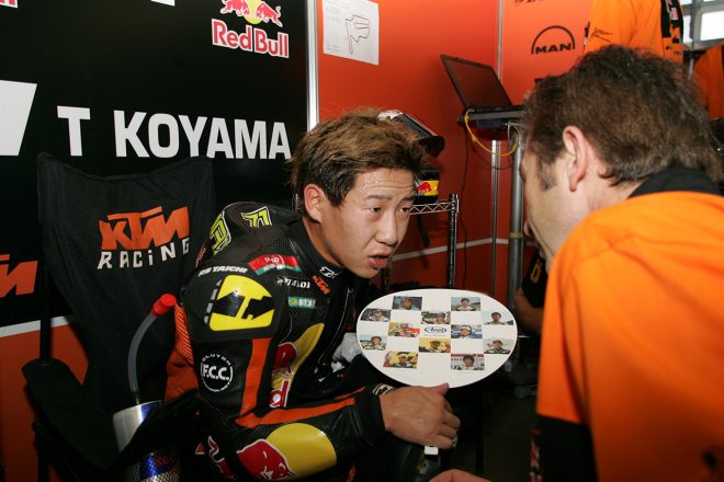 2007年ロードレース世界選手権125ccクラス：小山知良（Red Bull KTM 125）