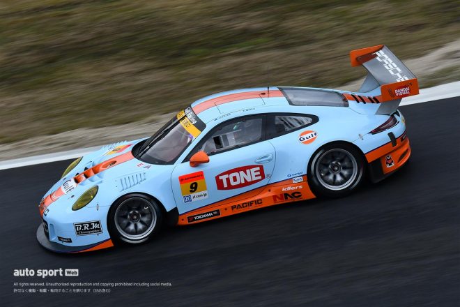 2016〜18年はGULF NAC PORSCHE911としてガルフカラーをまとった。
