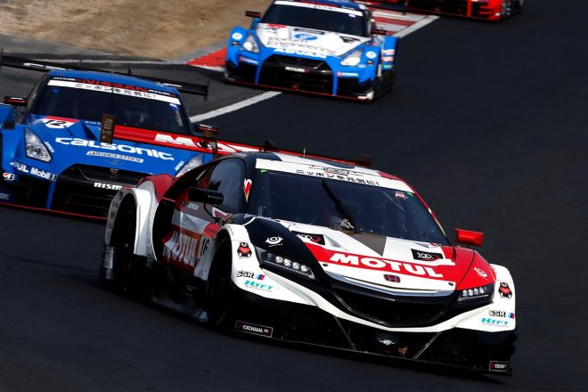 2017年にはGT500に復帰。MOTUL MUGEN NSX-GTを武藤英紀／中嶋大祐がドライブした。