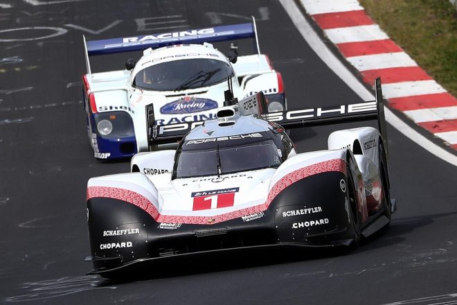 2018年のニュルブルクリンク24時間でデモランを行ったポルシェ919ハイブリッドEvoとポルシェ956