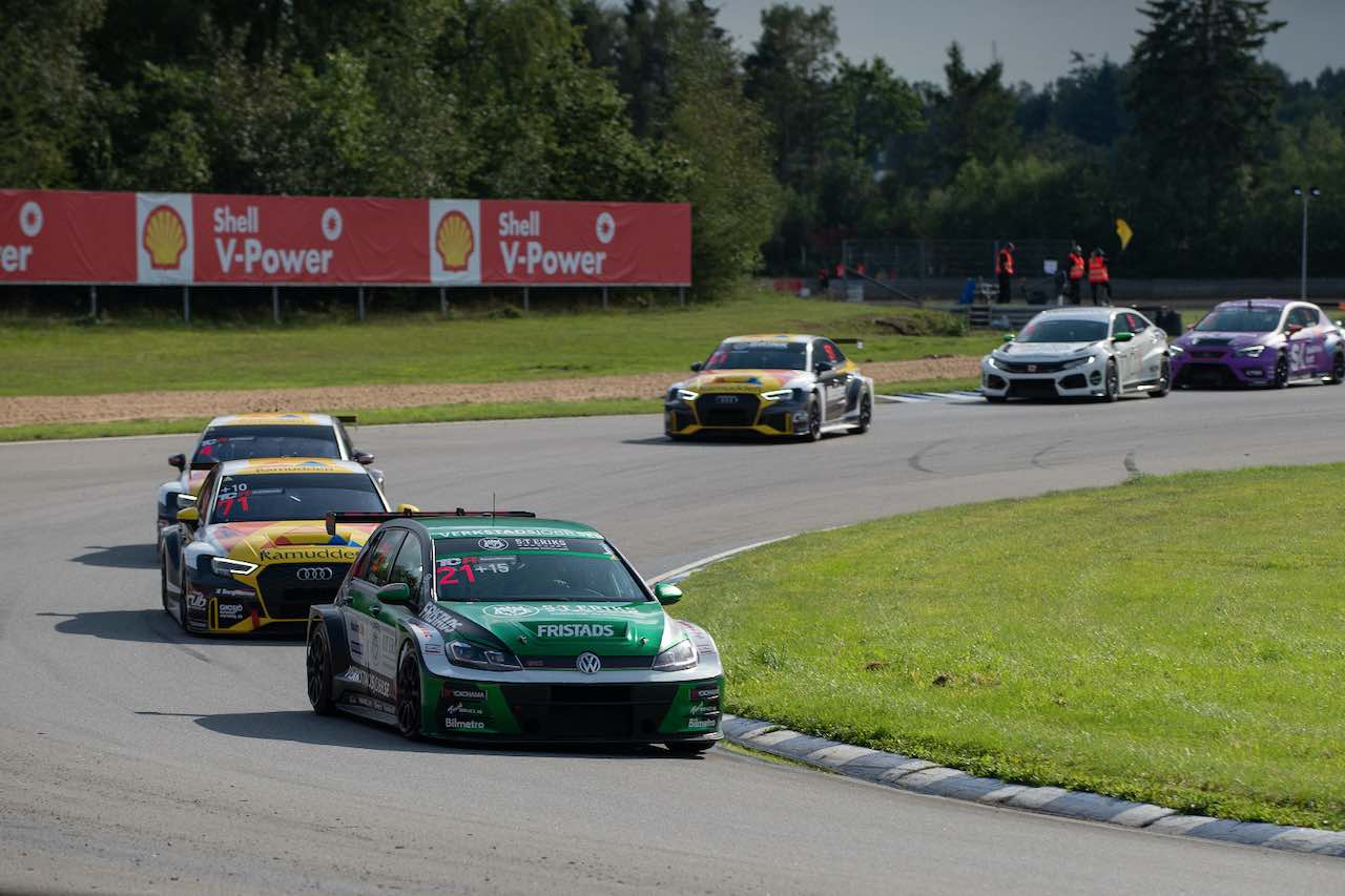 2019年にはSTCCの1戦も開催されたデンマークのFDMユランズリングは3戦中1戦でダブルヘッダーに