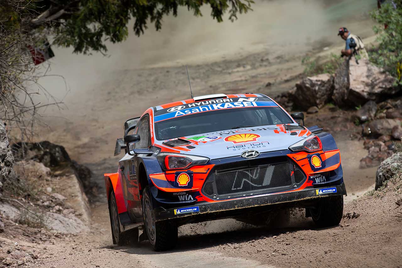 2020年のWRC第3戦メキシコを戦ったオット・タナクのヒュンダイi20クーペWRC