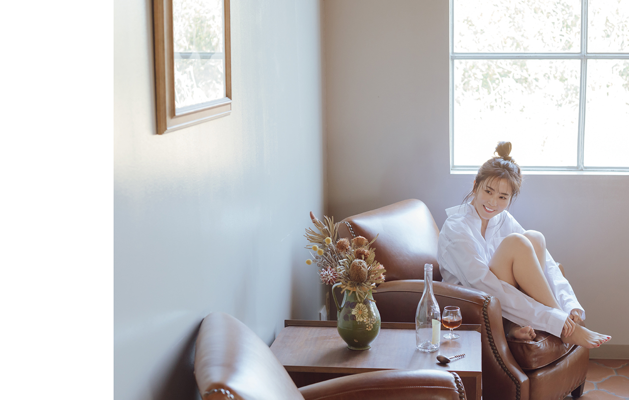 佐野真彩写真集「AL MANANA」