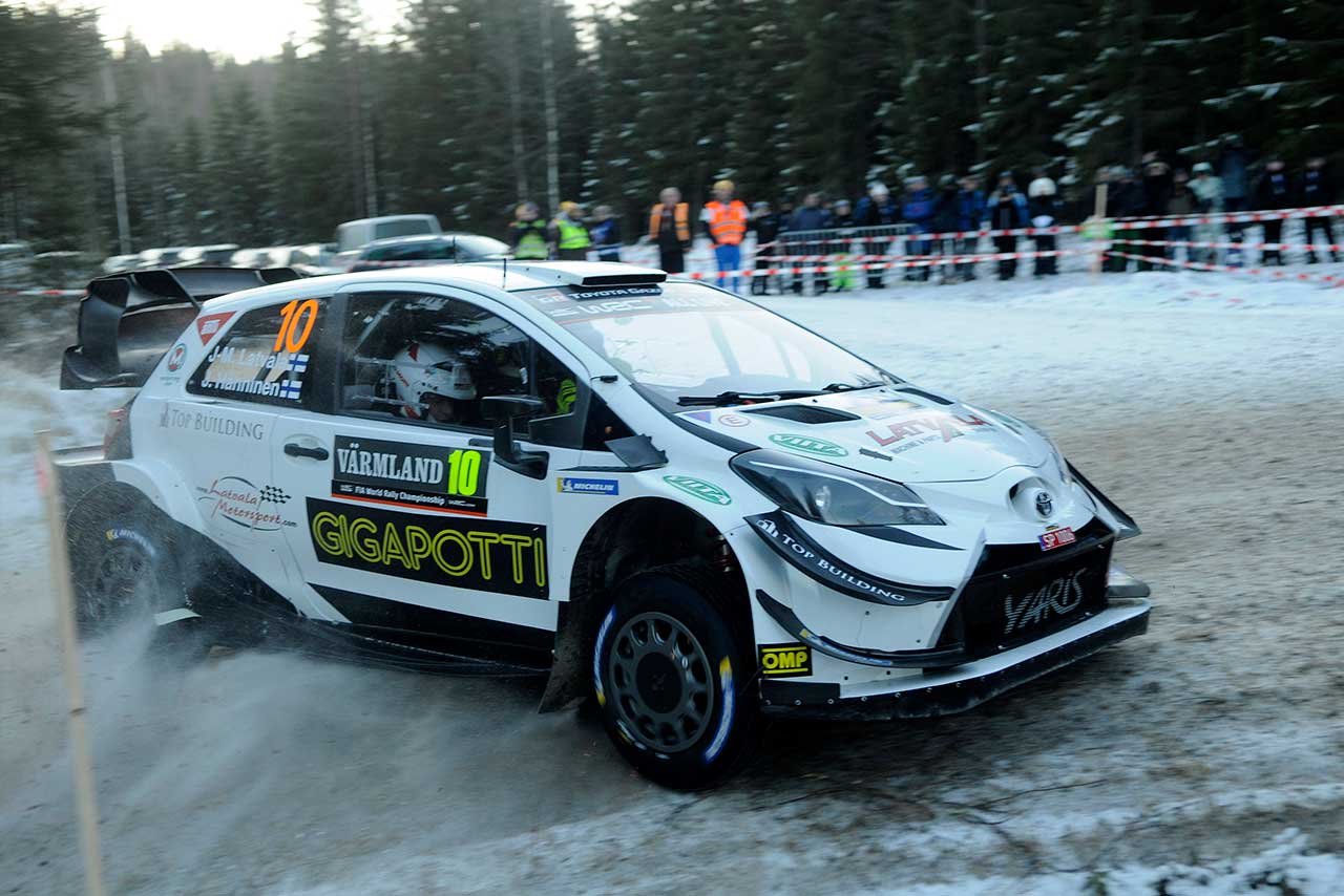 2020年のラリー・スウェーデンを戦ったヤリ-マティ・ラトバラのトヨタ・ヤリスWRC