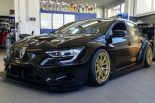 Vuković Motorsportが開発したアップデートモデルの『ルノー・メガーヌR.S.EVO TCR』