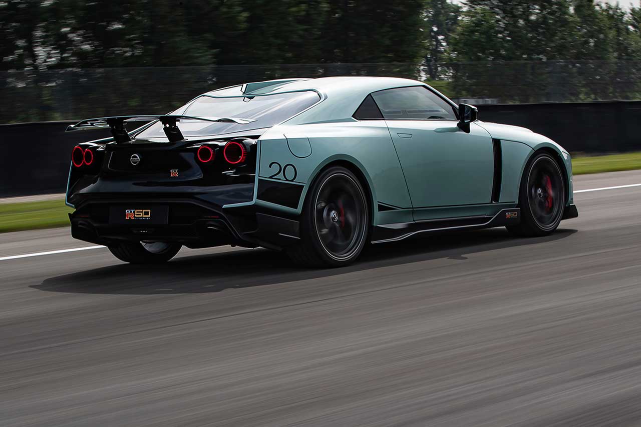 ニッサンGT-R 50・バイ・イタルデザイン：右リヤビュー