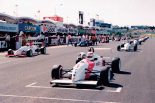 1993年5月に鈴鹿サーキットで行われたシリーズ第1戦。エントリーは初戦ながら20台を超えていた