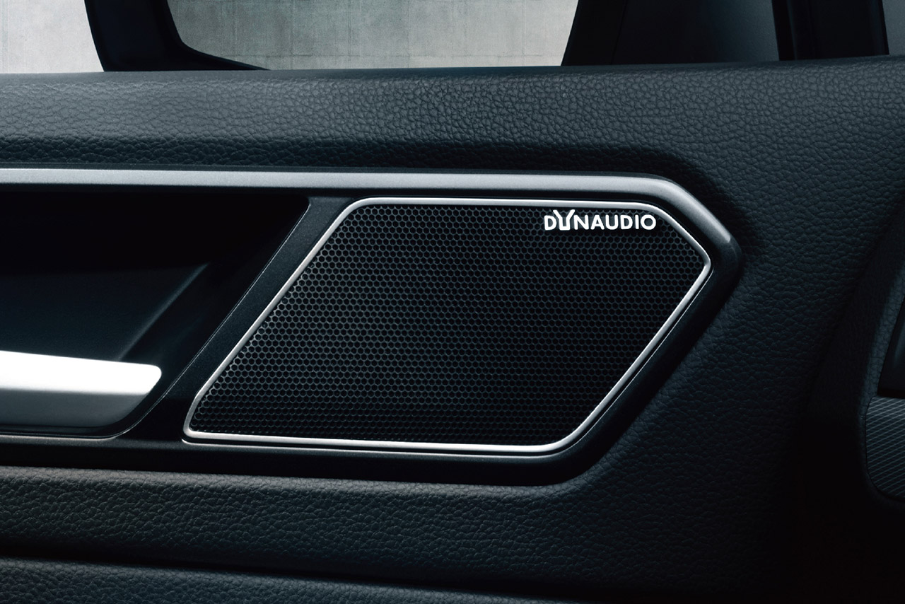プレミアムサウンドシステム“DYNAUDIO”