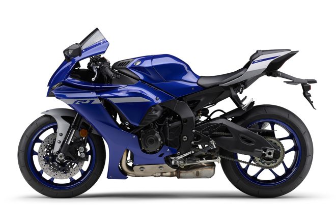 2020年モデルのヤマハYZF-R1（ディープパープリッシュブルーメタリックC）