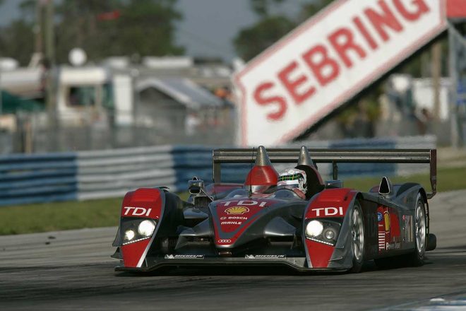 ポールポジションは1号車 アウディR10 TDI（リナルド・カペロ、アラン・マクニッシュ、トム・クリステンセン）が獲得した。