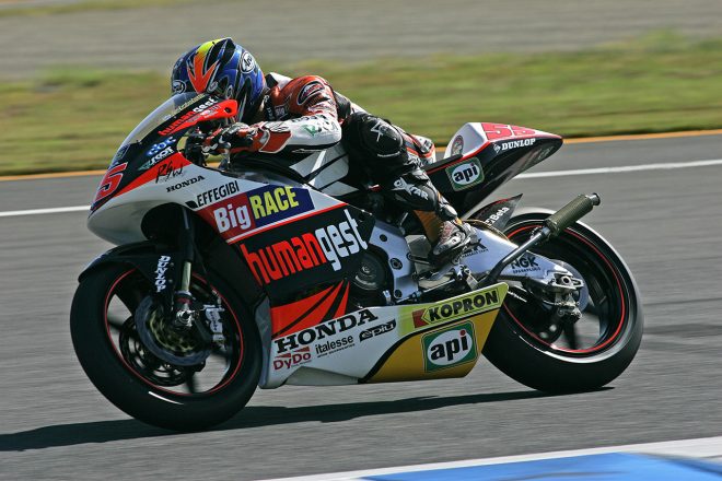 2006年ロードレース世界選手権MotoGPの250ccクラスに参戦した高橋裕紀（Humangest Racing Team）