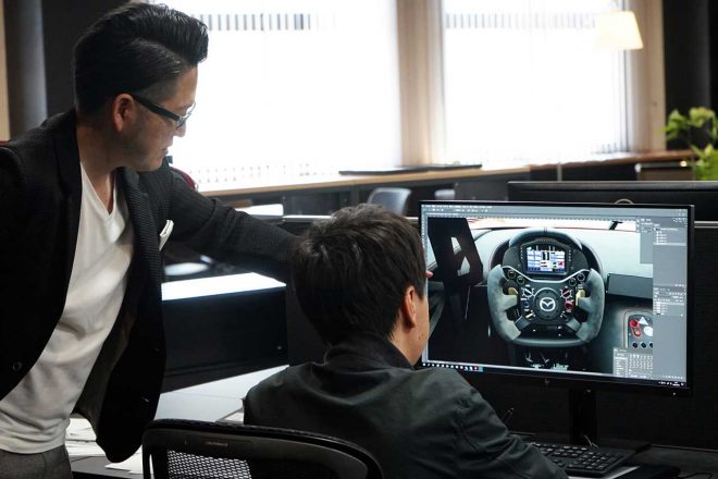 マツダRX-VISION GT3コンセプトのステアリングには専用デザインのものが採用された