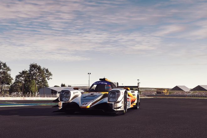 マックス・フェルスタッペンとランド・ノリスが乗り込んでいたチーム・レッドラインの20号車