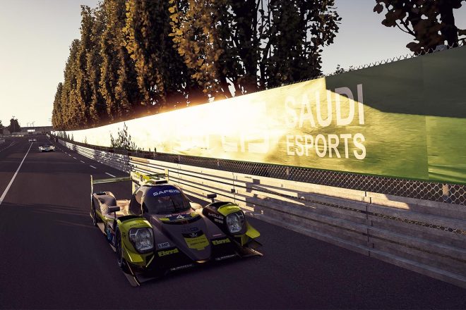 04号車バイコレス・バーストEスポーツ