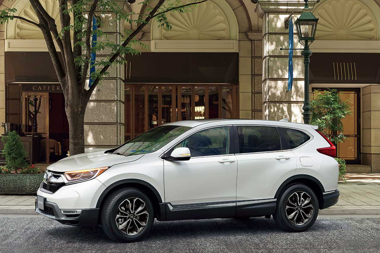 ホンダCR-V e:HEV EX・Masterpiece（プラチナホワイト・パール）