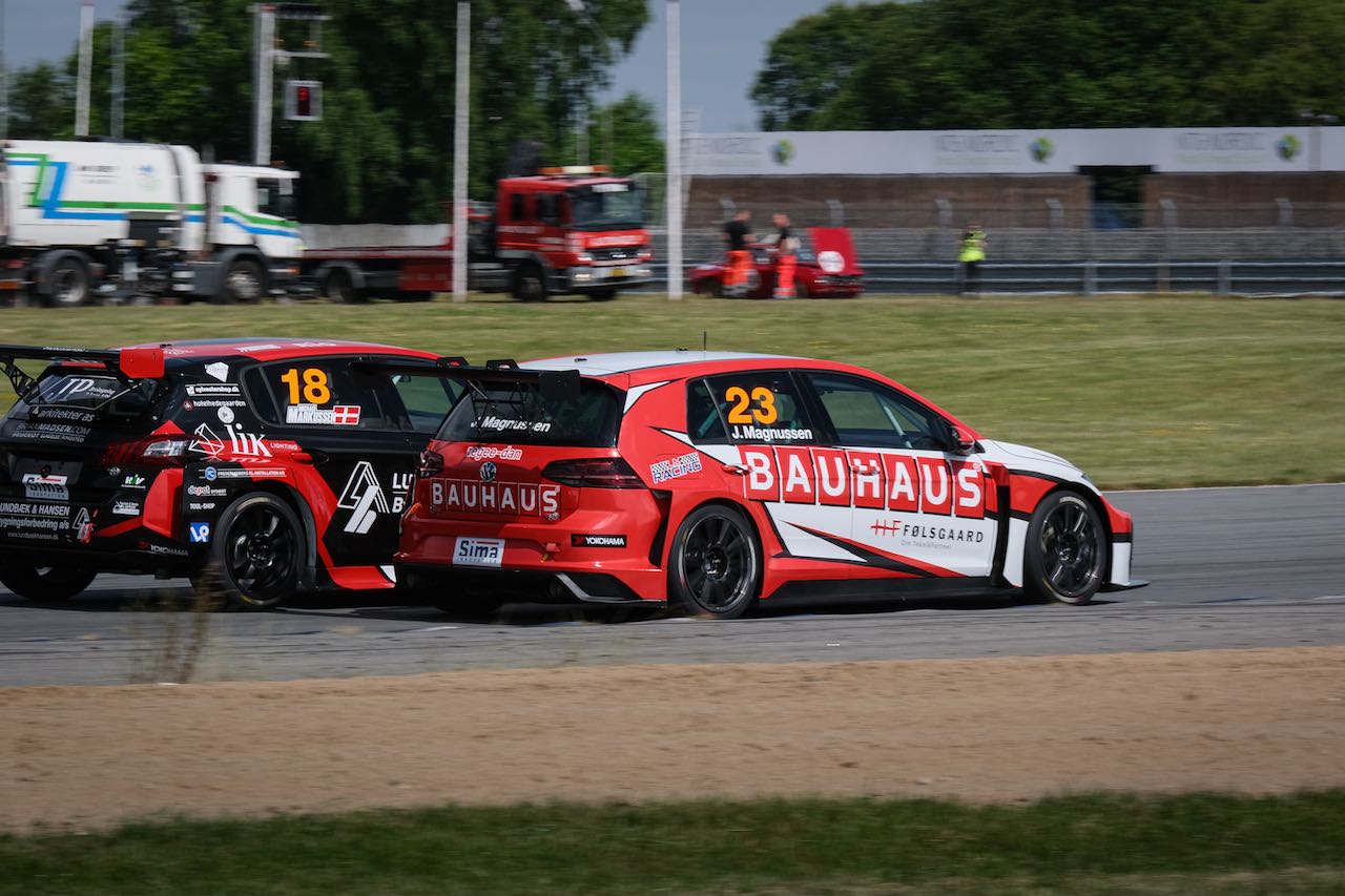 開幕直前の公式テストでも3番手となったヤン・マグヌッセン（フォルクスワーゲン・ゴルフGTI TCR／LM Racing）は、R1で3位を獲得した