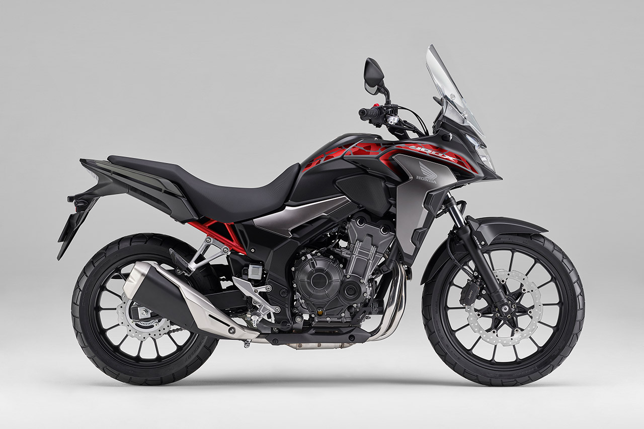 ホンダ400X（マットバリスティックブラックメタリック）