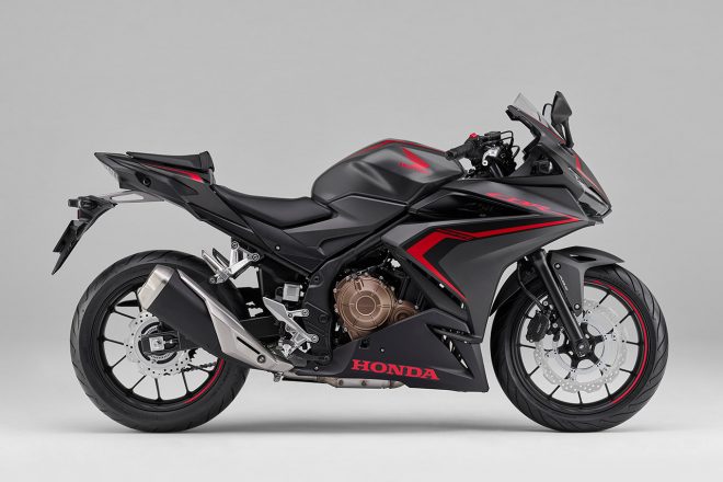 ホンダCBR400R（マットアクシスグレーメタリック）