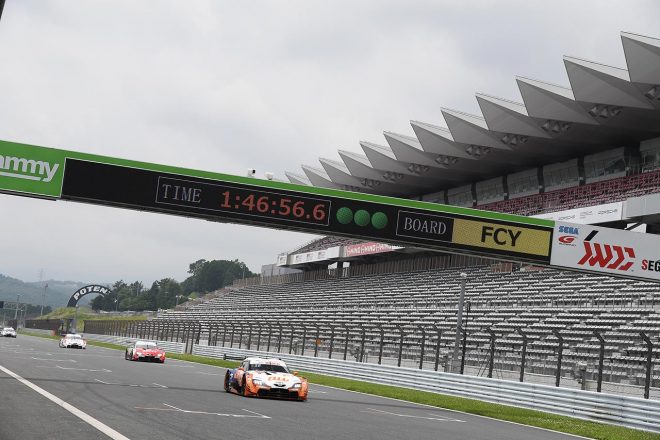 スーパーGT富士公式テスト　FCY訓練の様子