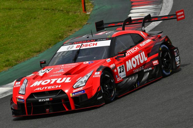 23　MOTUL AUTECH GT-R