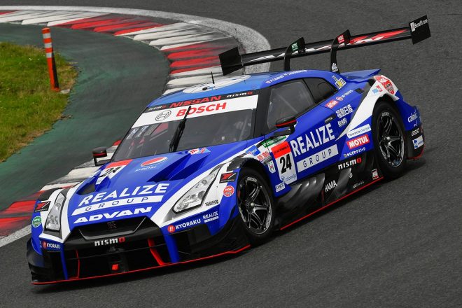 24　リアライズコーポレーション ADVAN GT-R