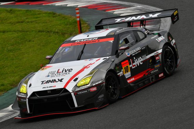 10　TANAX ITOCHU ENEX with IMPUL GT-R