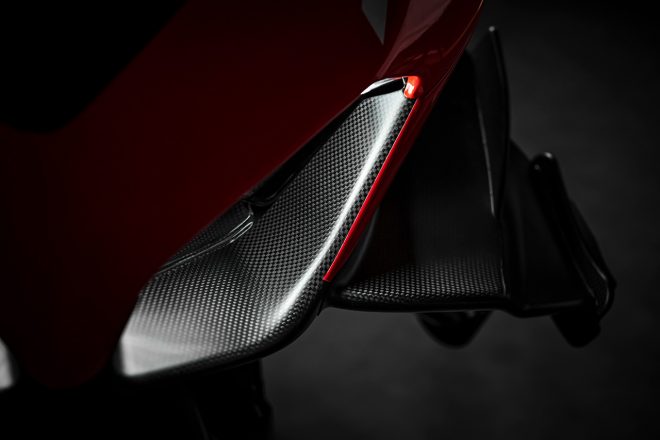 ドゥカティ、スーパーレッジェーラV4