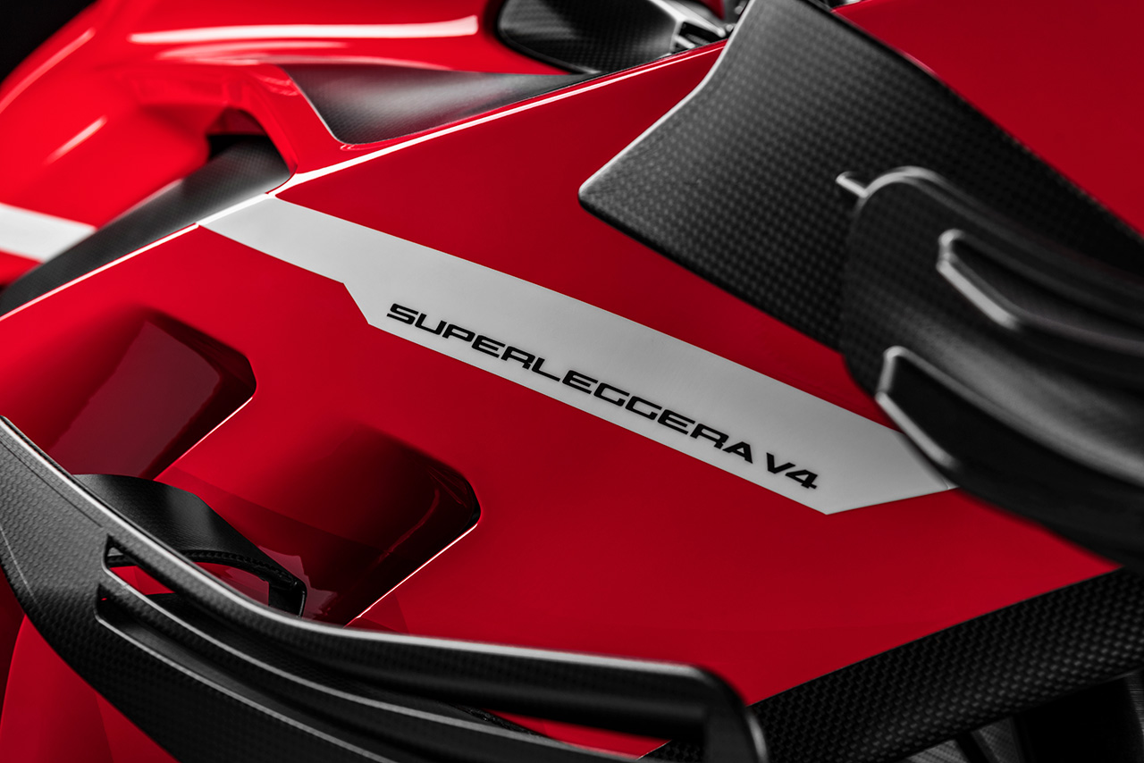 ドゥカティ、スーパーレッジェーラV4