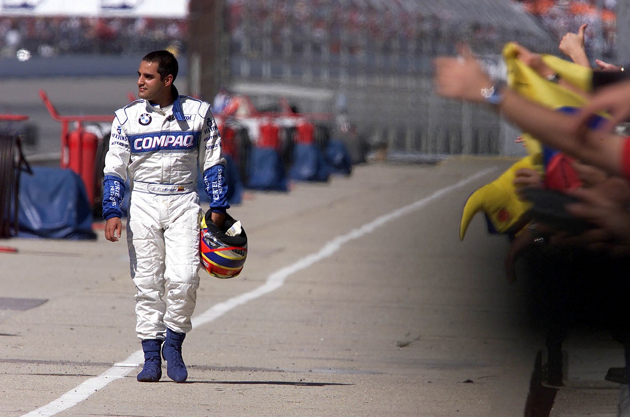F1、直筆サイン、 写真、 ファン・パブロ・モントーヤ、証明書、シリアルナンバー Pole Position 西武渋谷】F1 メモラビリア 写真・リトグラフ展示